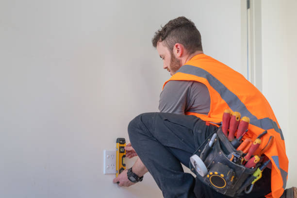 Best Licensed Electrician  in Norwalk, OH